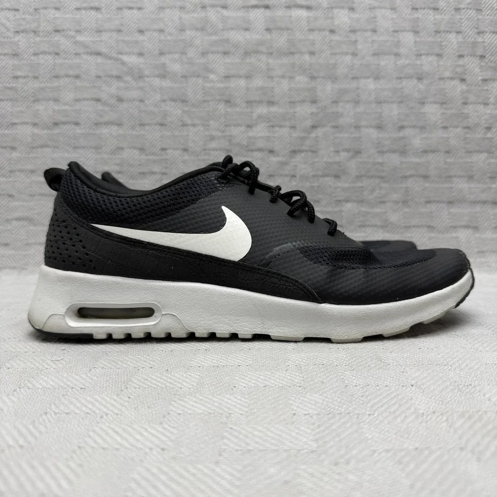 Nike Air Max Thea Shoes Womens Size 7.5‎ Black Mesh Running Cushioned Sneakers